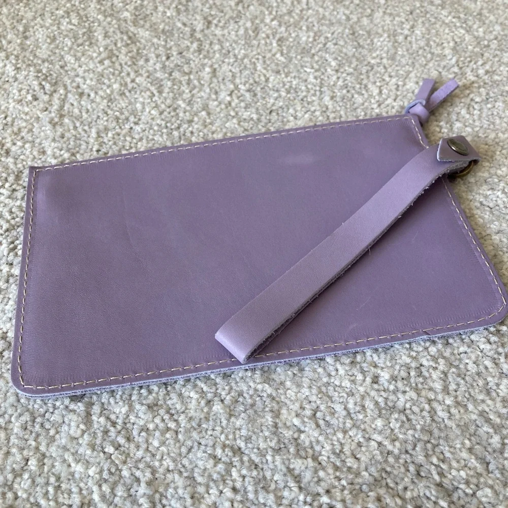 Portland Leather Goods PLG Lavender purple Adriana Wristlet Wallet Discontinued